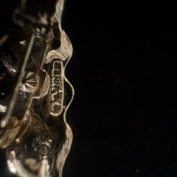 Vintage Gerri’s Brooch - Picture 2 of 4